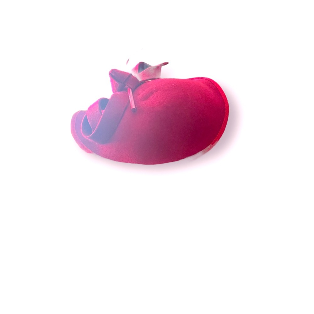 Burgundy fascinator hat